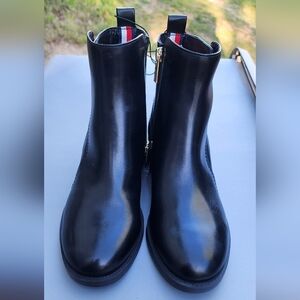 Tommy Hilfiger Twinella Ankle Boots Size 6.5M